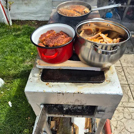 La Bungalowuri * Două Mai
